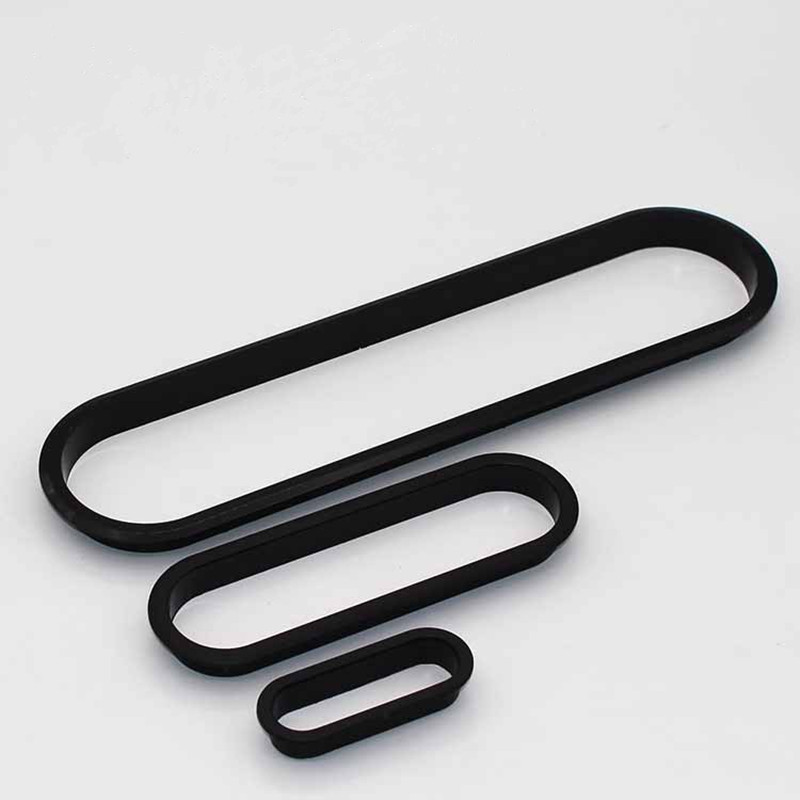 Furniture Hardware Outlet - 2 szt. plastikowe owalne przelotki do